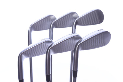 Used Mizuno JPX 925 Hot Metal Iron Set - Right-Handed - 5-PW - Stiff Flex