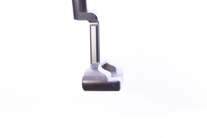 Used Titleist Scotty Cameron Super Select Newport Putter - Right-Handed - 34.5 in - Blade