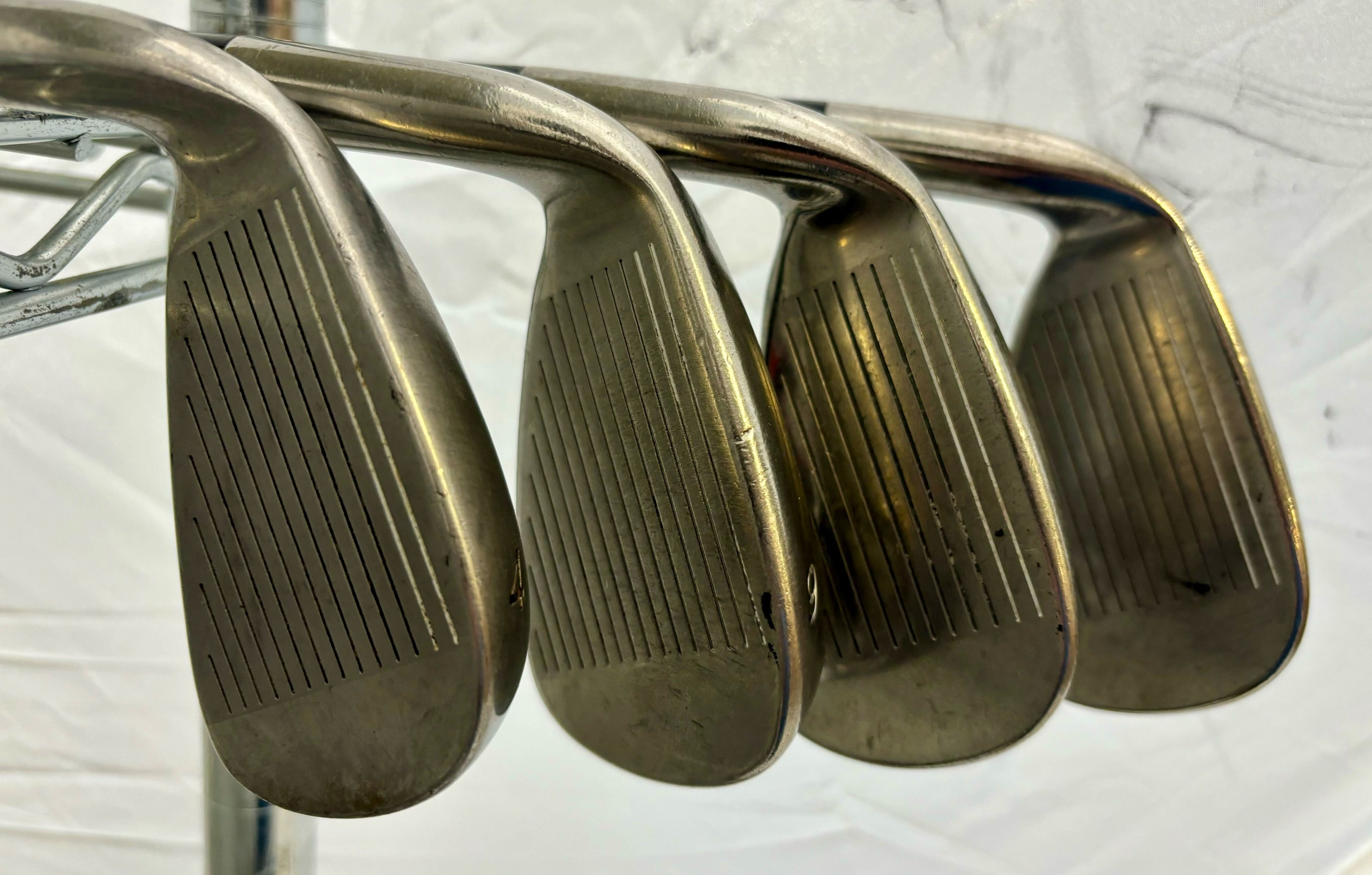 Wholesale Lot of 30 Golf Clubs -Mizuno and TaylorMade Irons and Wedges-Next Round