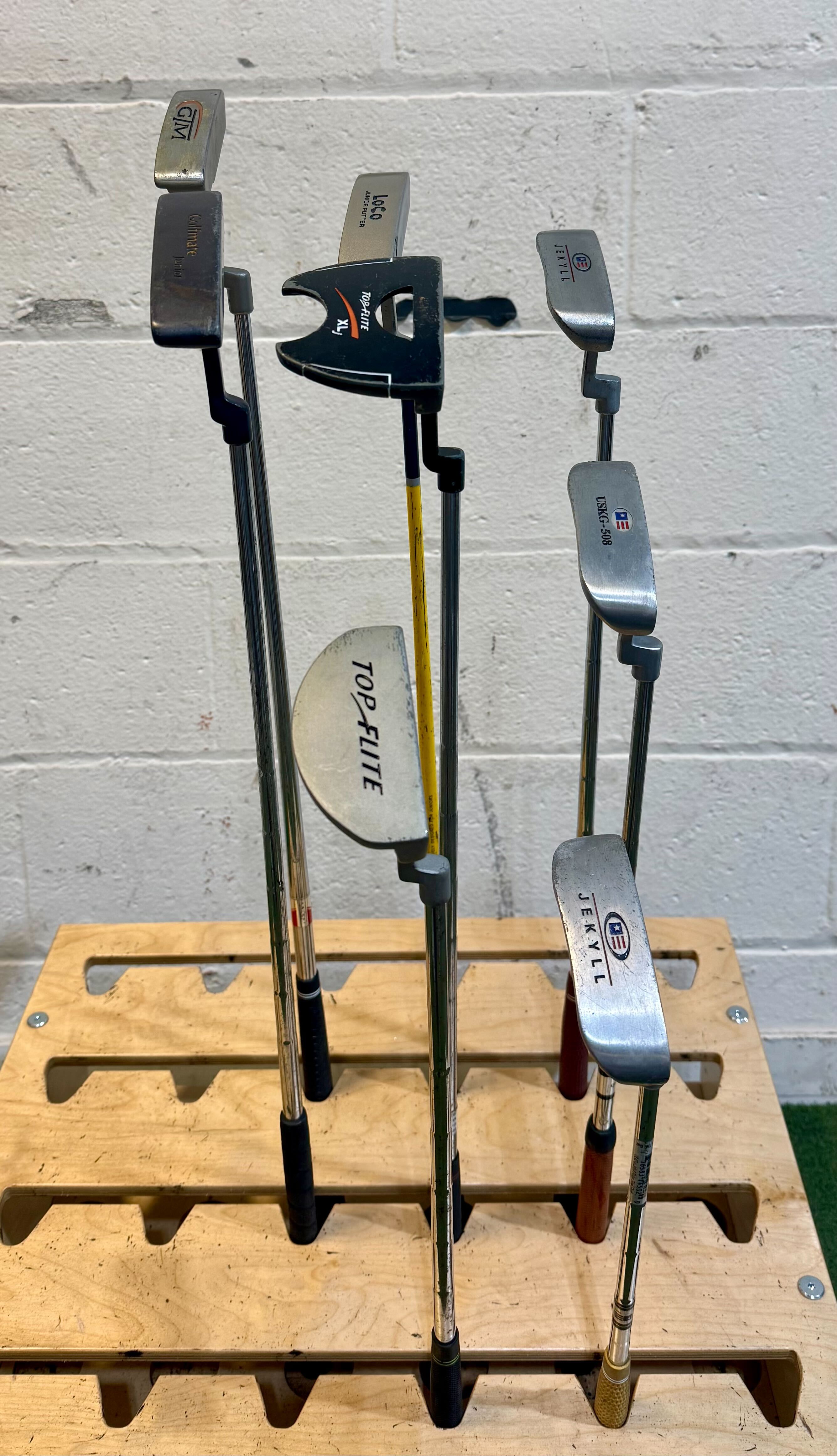 Wholesale Lot of 20 Golf Clubs - Assorted Kids Putters
