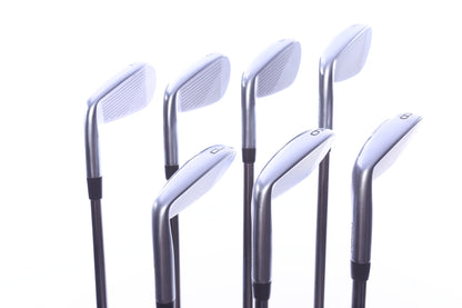 Used Mizuno JPX 921 Hot Metal Pro Iron Set - Right-Handed - 4-PW - Regular Flex