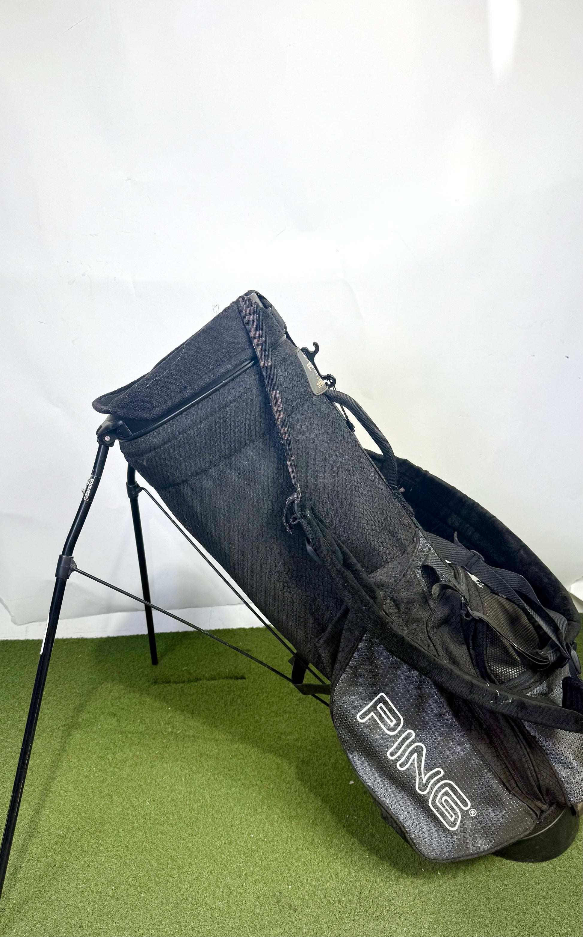 Ping Black Hoofer 2 Bag - 6 Pockets and 4 Dividers-Next Round