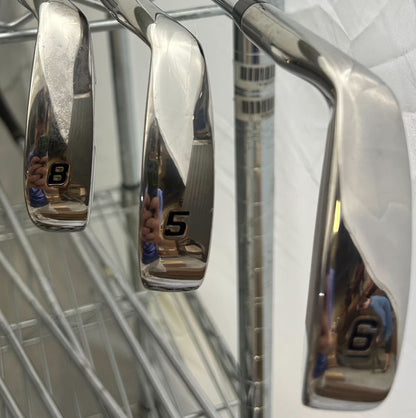 Wholesale Lot of 40 Golf Clubs - All Right Handed - Tour Edge Irons and Wedges-Next Round