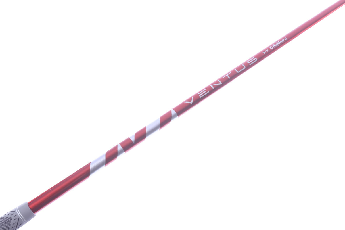 Used Fujikura Ventus Red Velocore Driver Shaft Regular Flex Graphite - 43.5 in - Callaway Opti-Fit Adapter