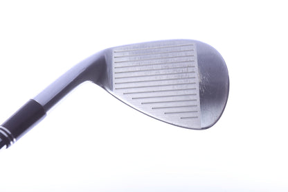 Used Srixon Z-565 Pitching Wedge - Right-Handed - 44 Degrees - Stiff Flex