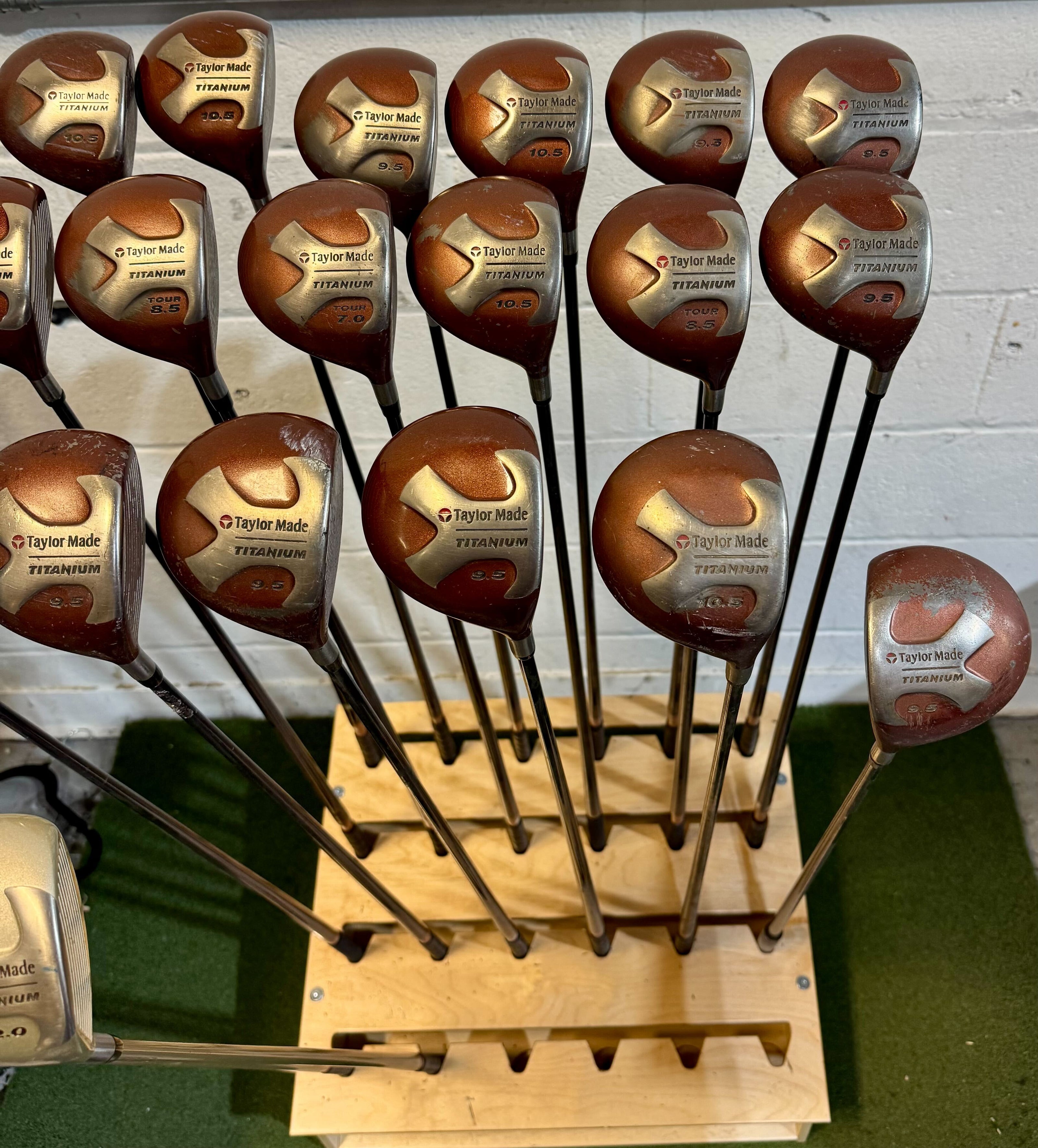 Wholesale Lot of 20 Golf Clubs - TaylorMade Drivers