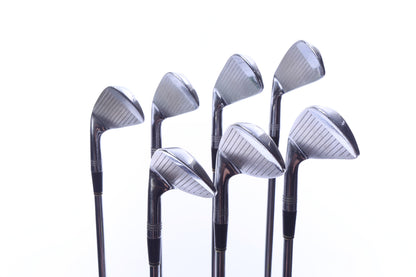 Used Wilson STAFF FG-17 Iron Set - Right-Handed - 3-9 - Stiff Flex