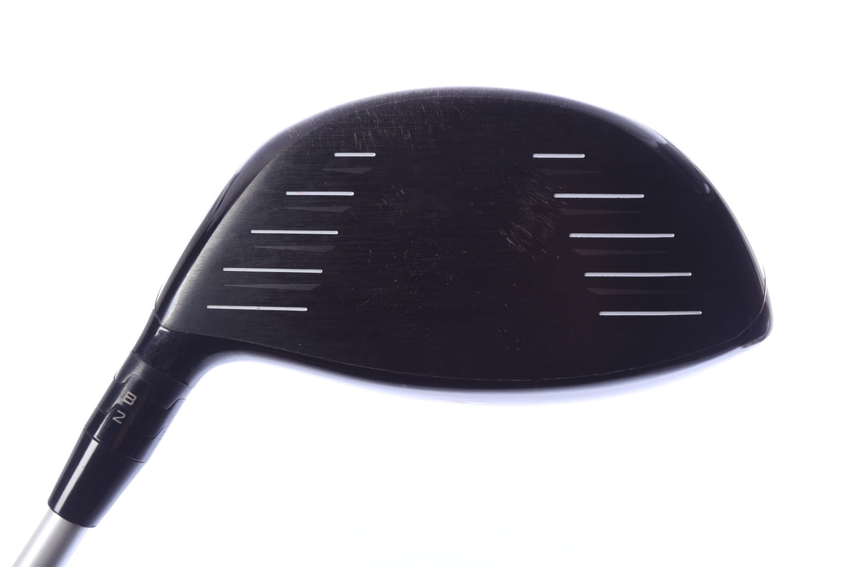 Used Titleist 915 D3 Driver - 9.5 Degrees - Stiff Flex Aldila Rogue 110 MSI - Right-Handed