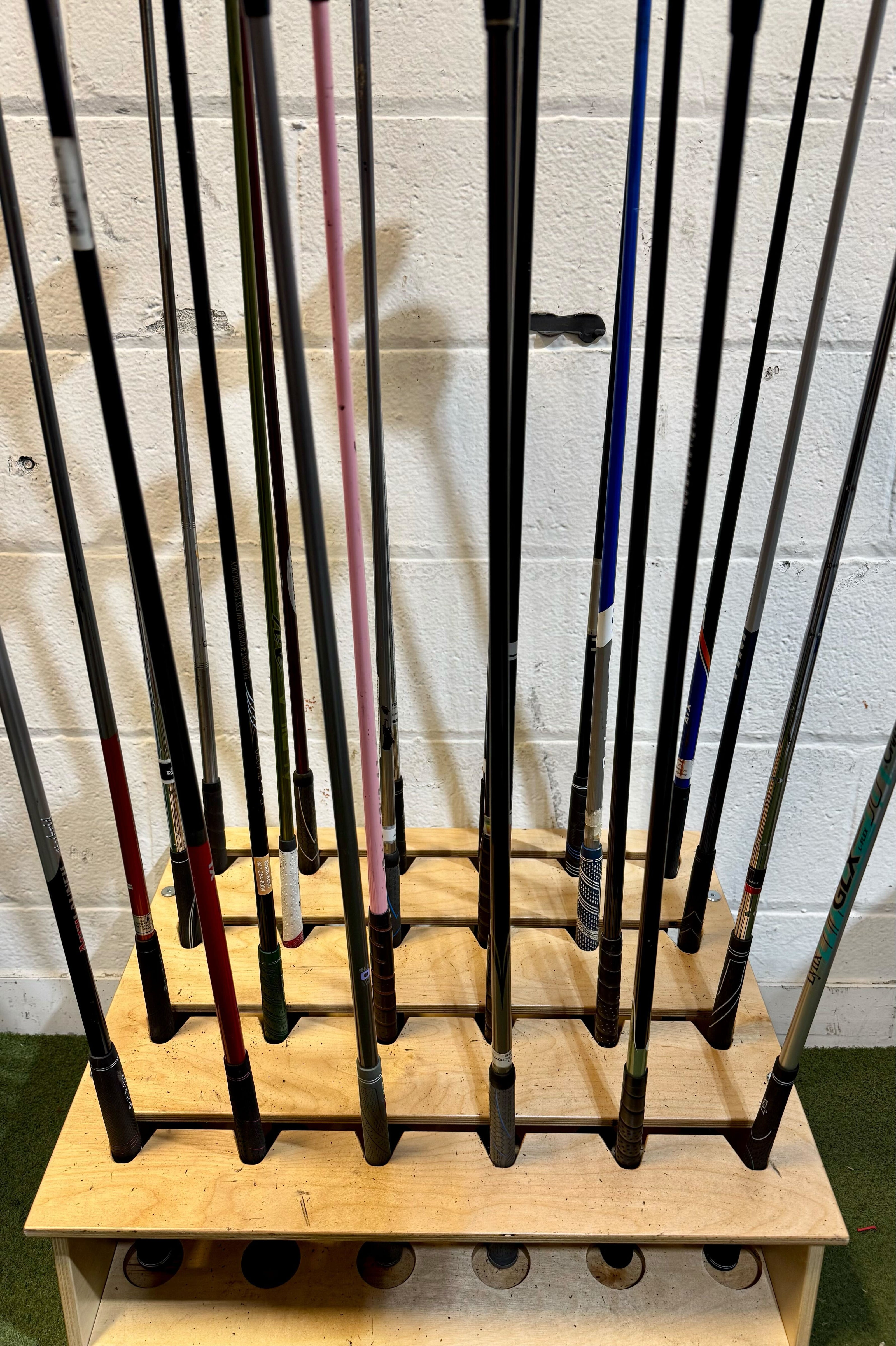 Wholesale Lot of 35 Golf Clubs - Assorted Hybrids