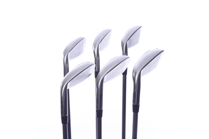 Used Wilson Staff D7 Iron Set - Right-Handed - 5-PW - Regular Flex