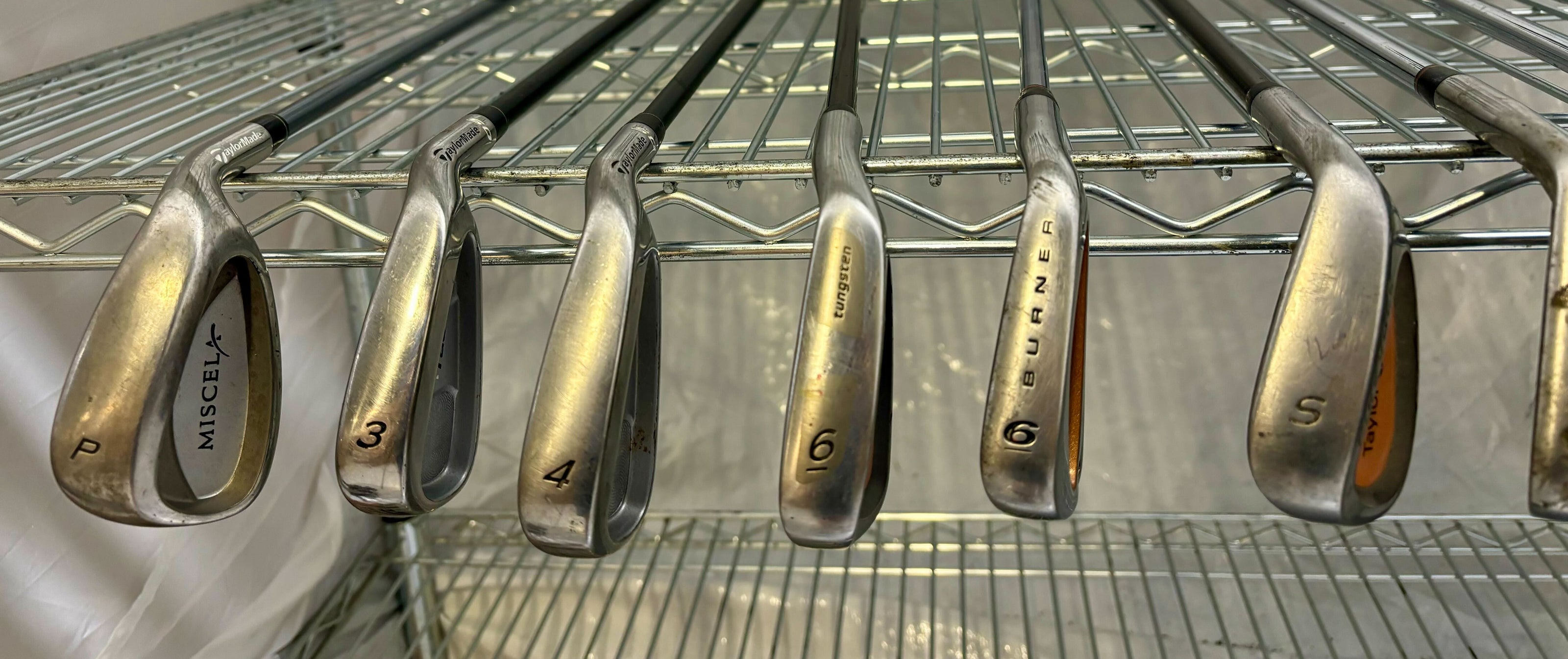 Wholesale Lot of 30 Golf Clubs -Mizuno and TaylorMade Irons and Wedges-Next Round