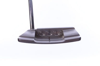 Used Titleist Scotty Cameron 2018 Select Squareback Putter - Right-Handed - 33 in - Blade-Next Round