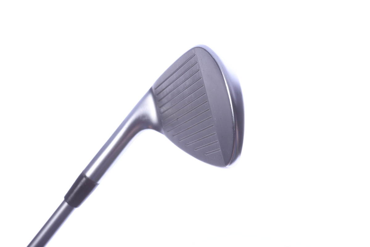 Used Mizuno JPX 925 Hot Metal Pitching Wedge - Right-Handed - 42 Degrees - Regular Flex