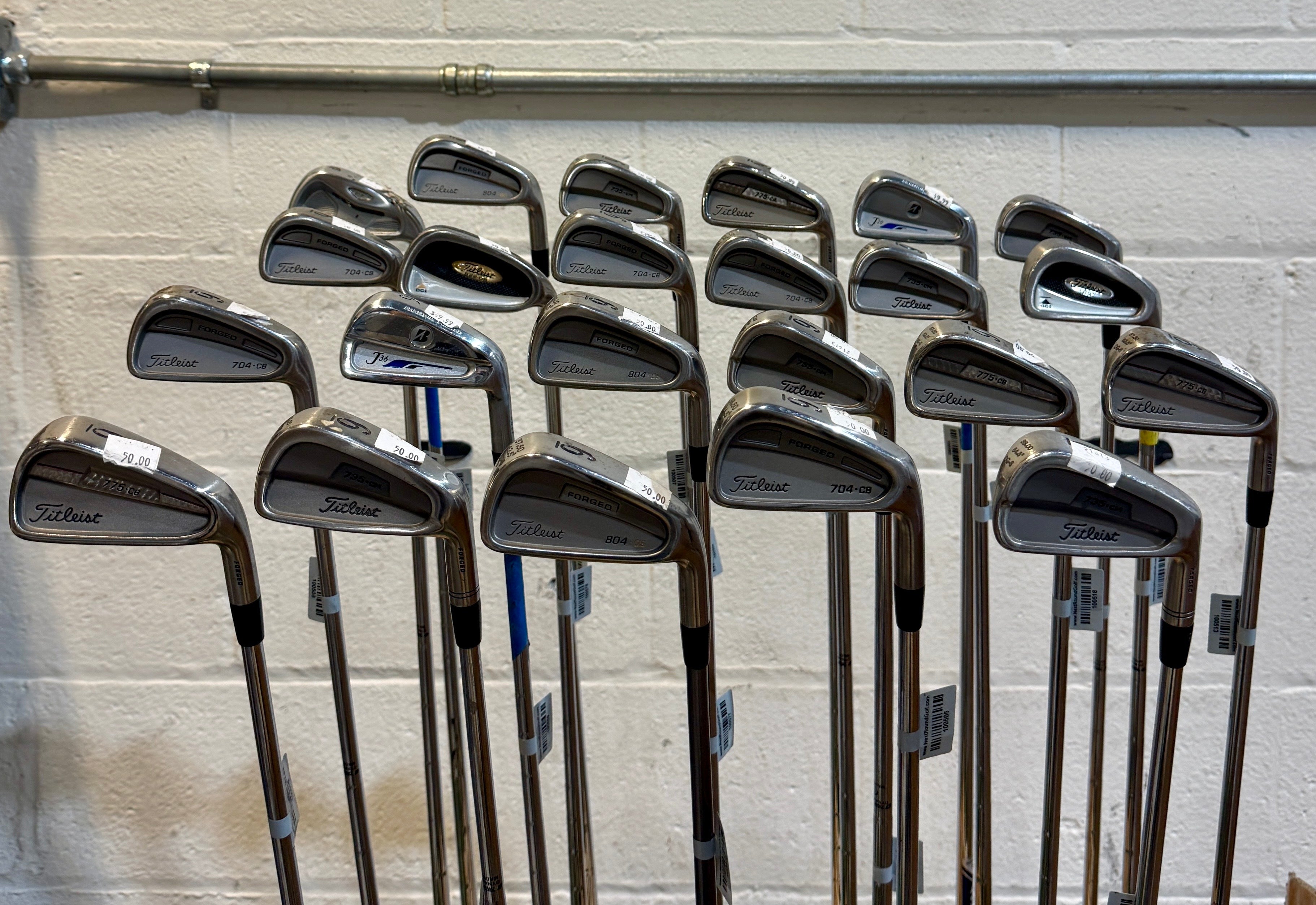 Wholesale Lot of 24 Golf Clubs - Assorted Single Irons