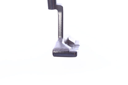 Used Titleist Scotty Cameron 2016 Select Newport 2 Putter - Right-Handed - 34 in - Blade