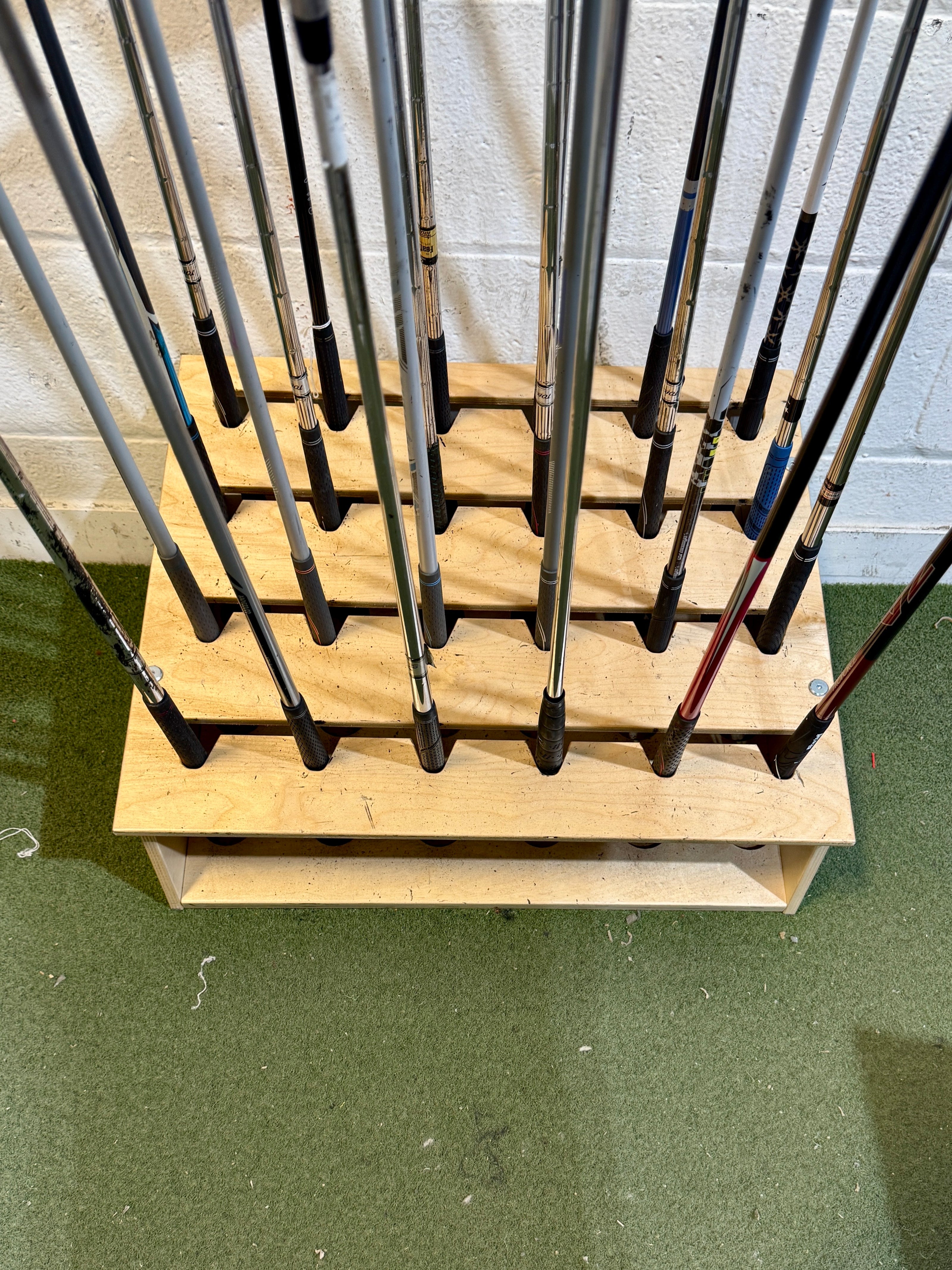 Wholesale Lot of 30 Golf Clubs - Assorted Wedges