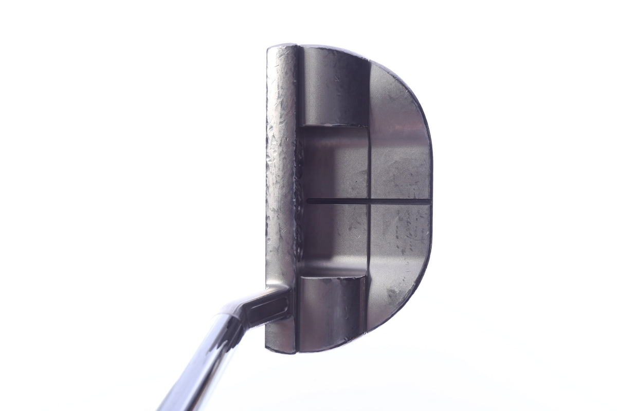 Used Titleist Scotty Cameron Super Select Fastback 1.5 Putter - Right-Handed - 32 in - Mid-mallet