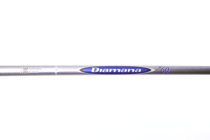 Used Titleist 915 D2 Driver - 10.5 Degrees - Regular Flex Mitsubishi Diamana S+ - Right-Handed