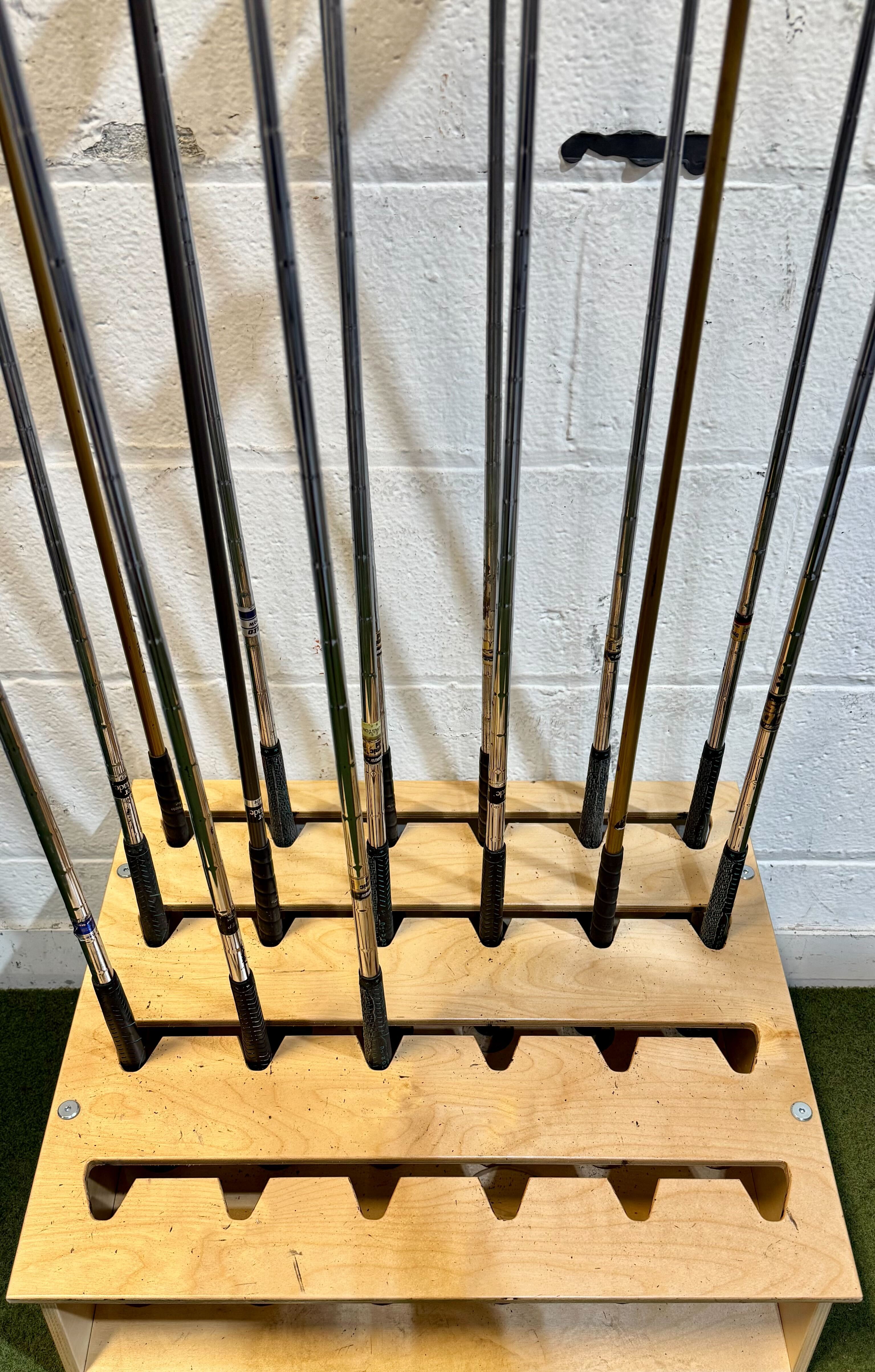Wholesale Lot of 30 Golf Clubs - TaylorMade Drivers