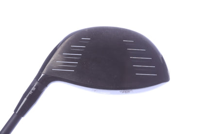 Used Titleist 915 D2 Driver - 9.5 Degrees - Stiff Flex Mitsubishi Tensei 1K  - Right-Handed