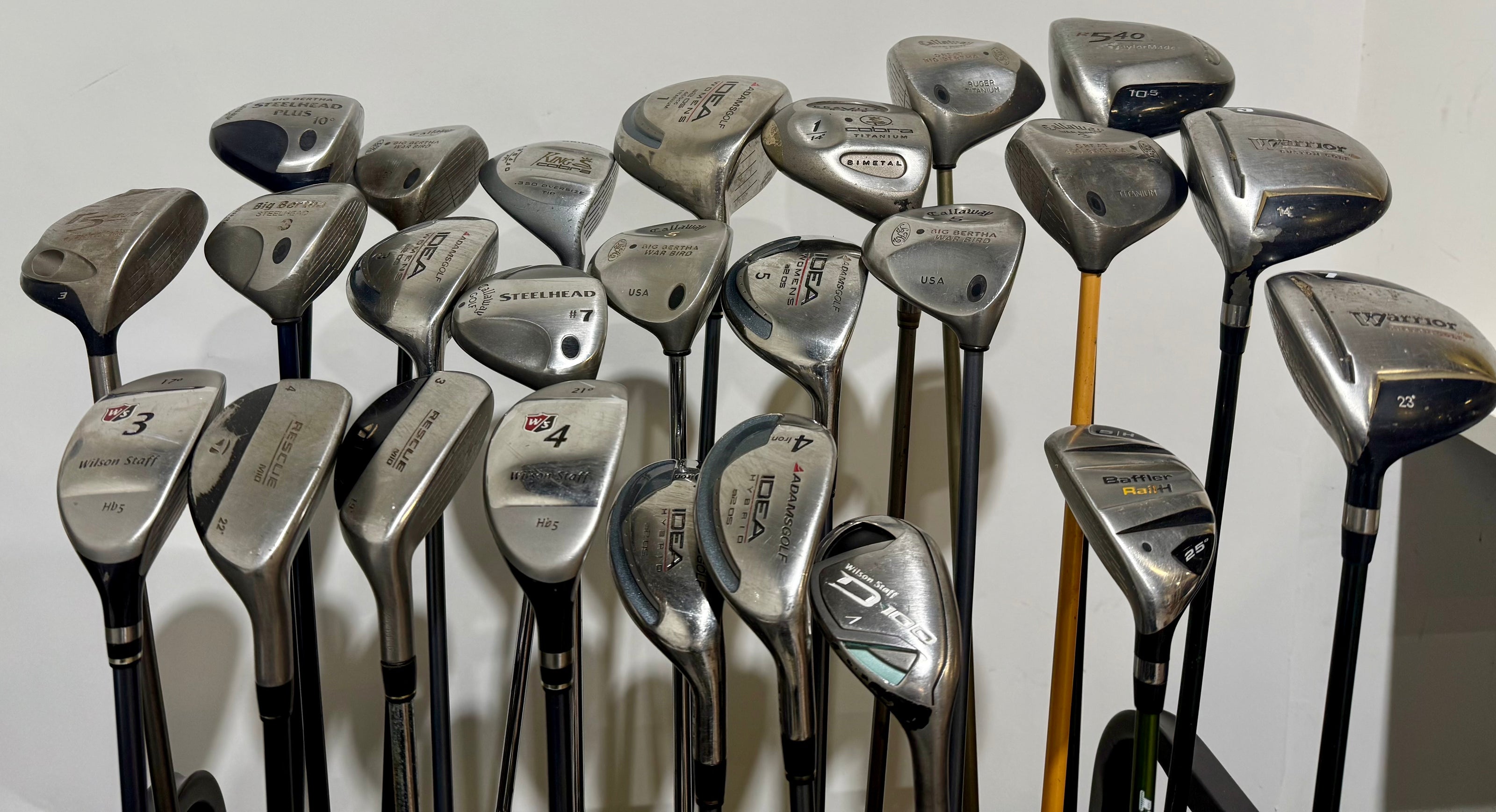 Wholesale Lot of 25 Golf Clubs - Drivers, Woods, and Hybrids. Callaway and Cobra-Next Round