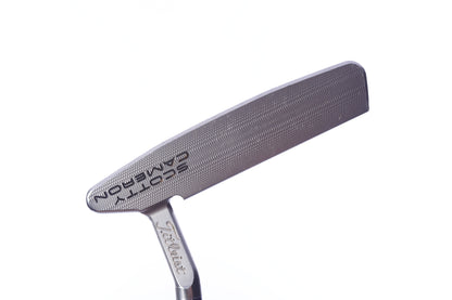 Used Titleist Scotty Cameron Special Select Newport 2.5 Putter - Right-Handed - 35 in - Blade