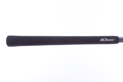 Used Titleist TSR2 Driver - 11 Degrees - Regular Flex Mitsubishi Diamana GT - Right-Handed