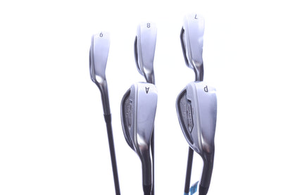 Used Callaway Quantum Max Iron Set - Right-Handed - 7-PW, AW - Regular Flex