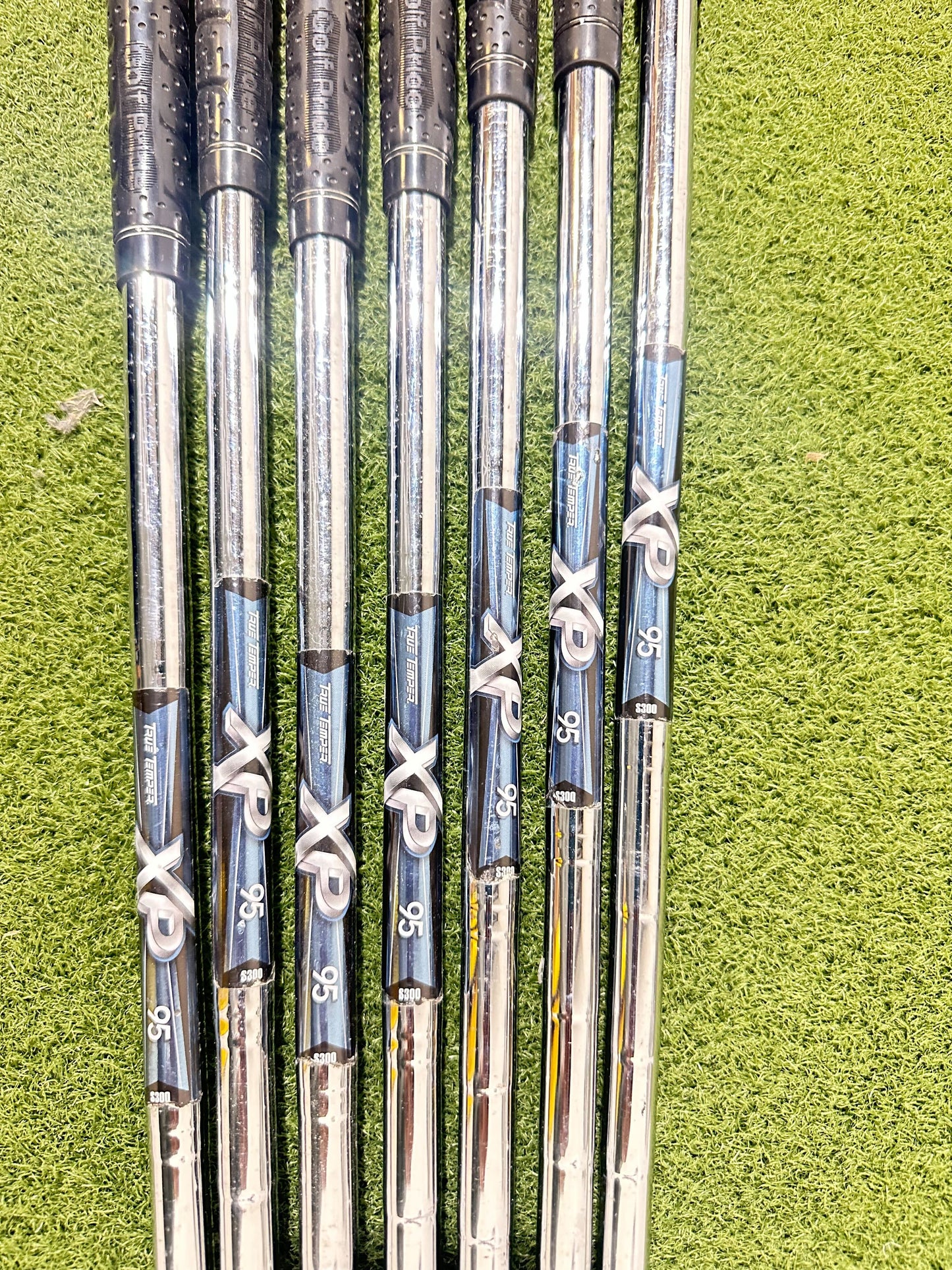 Lot of 7 Golf Shafts - Various Lengths, Flexes, and Brands-Next Round