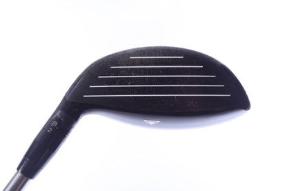 Used Titleist 915 F 3-Wood - Right-Handed - 16.5 Degrees - Regular Flex