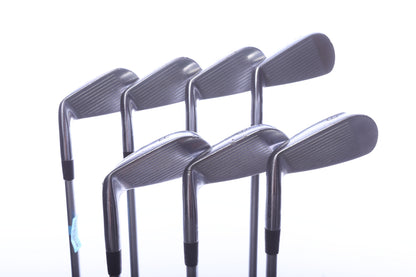 Used Mizuno JPX 800 Pro Iron Set - Right-Handed - 4-PW - Stiff Flex