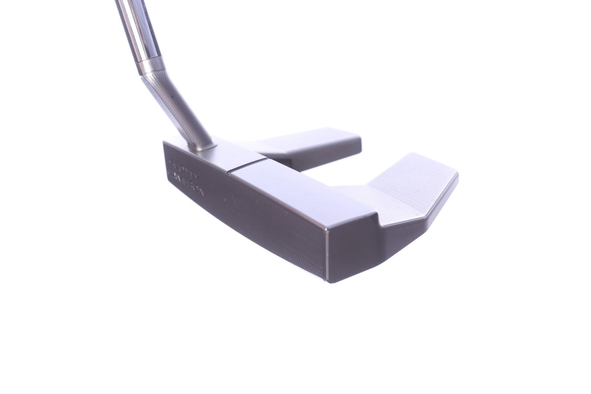 Used Titleist Scotty Cameron 2024 Phantom X 5.5 Putter - Left-Handed - 35 in - Mallet