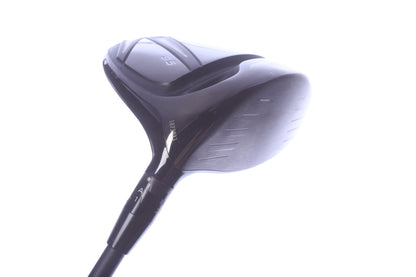 Used Titleist 915 D2 Driver - 9.5 Degrees - Stiff Flex Mitsubishi Tensei 1K  - Right-Handed