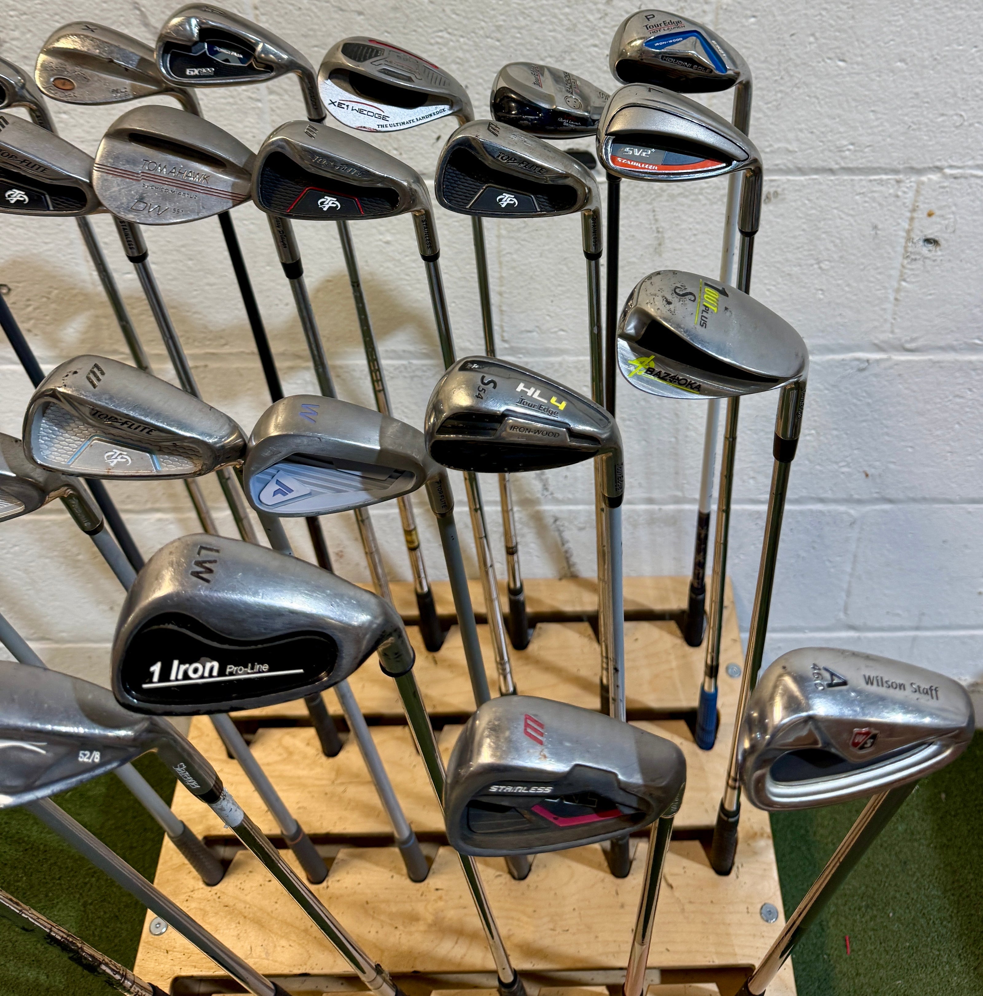 Wholesale Lot of 30 Golf Clubs - Assorted Wedges