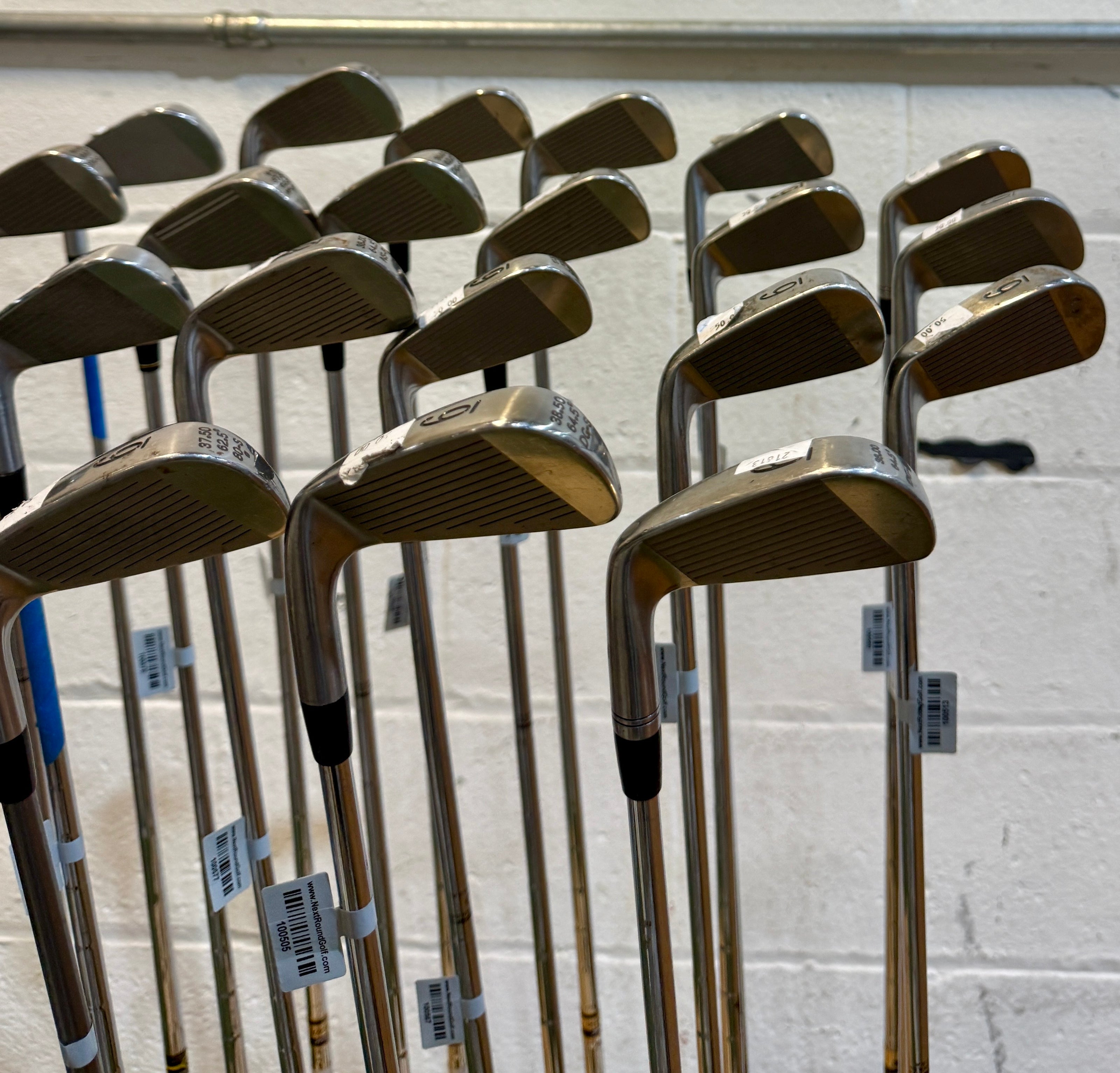 Wholesale Lot of 24 Golf Clubs - Assorted Single Irons