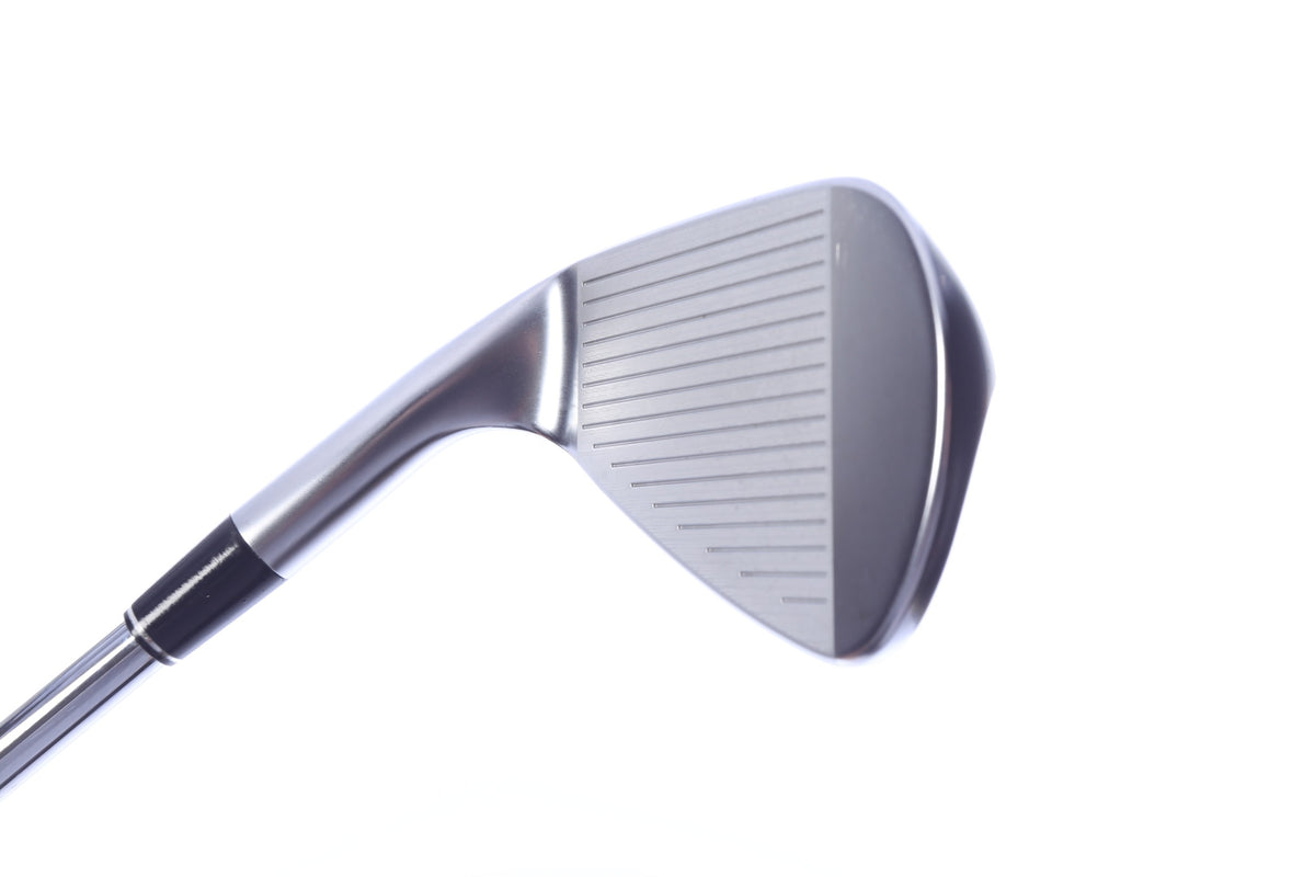 Used Srixon ZXi5 Pitching Wedge - Right-Handed - 44 Degrees - Stiff Flex