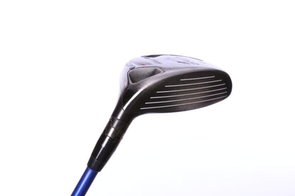 Used Titleist 913F 4-Wood - Right-Handed - 17 Degrees - Regular Flex