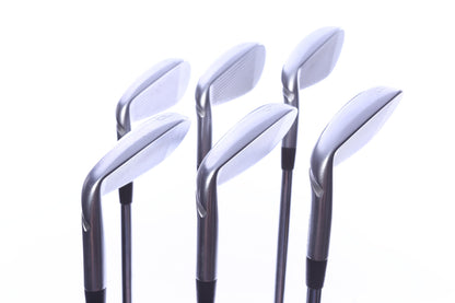 Used Mizuno JPX 900 Hot Metal Iron Set - Right-Handed - 5-PW - Stiff Flex