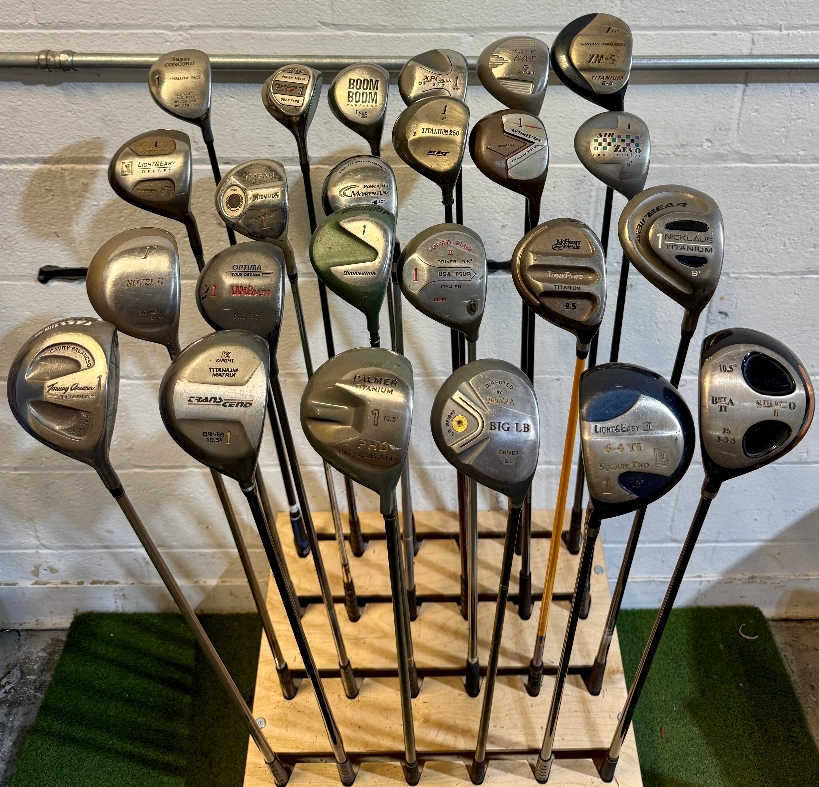 Wholesale Lot of 30 Golf Clubs - Assorted Drivers - Various Lofts/Lengths/Flexes