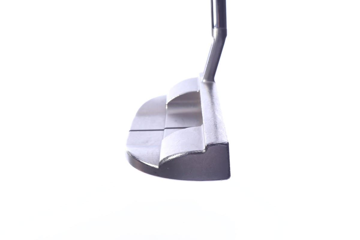 Used Titleist Scotty Cameron Super Select Fastback 1.5 Putter - Right-Handed - 32 in - Mid-mallet