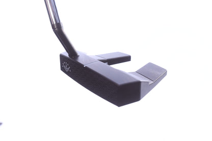 Used Titleist Scotty Cameron Phantom Black Limited 5.5 Putter - Left-Handed - 34 in - Mallet