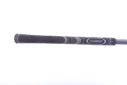 Used Titleist 915 F 5-Wood - Right-Handed - 18 Degrees - Regular Flex