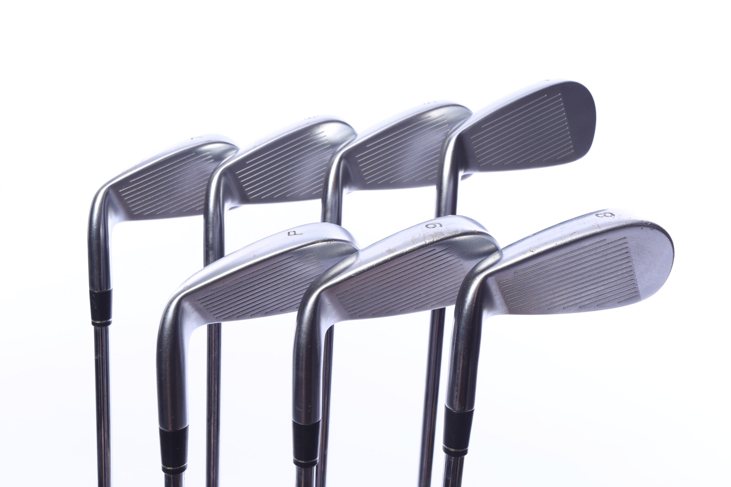 Used TaylorMade R9 Iron Set - Right-Handed - 4-PW - Stiff Flex