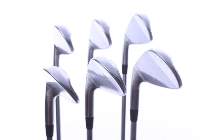Used Mizuno JPX 925 Forged Iron Set - Right-Handed - 5-PW - Regular Flex