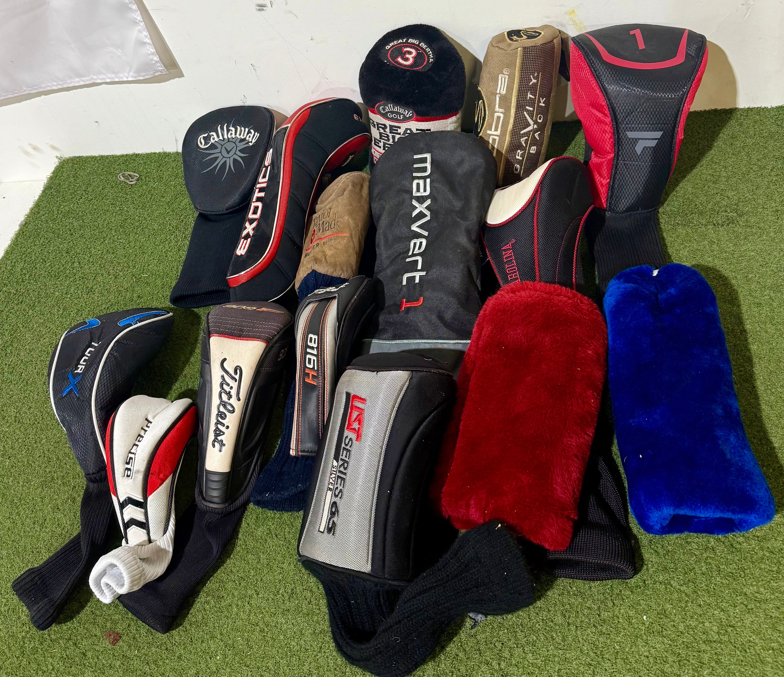 Wholesale Lot of 80 Golf Headcovers-Next Round