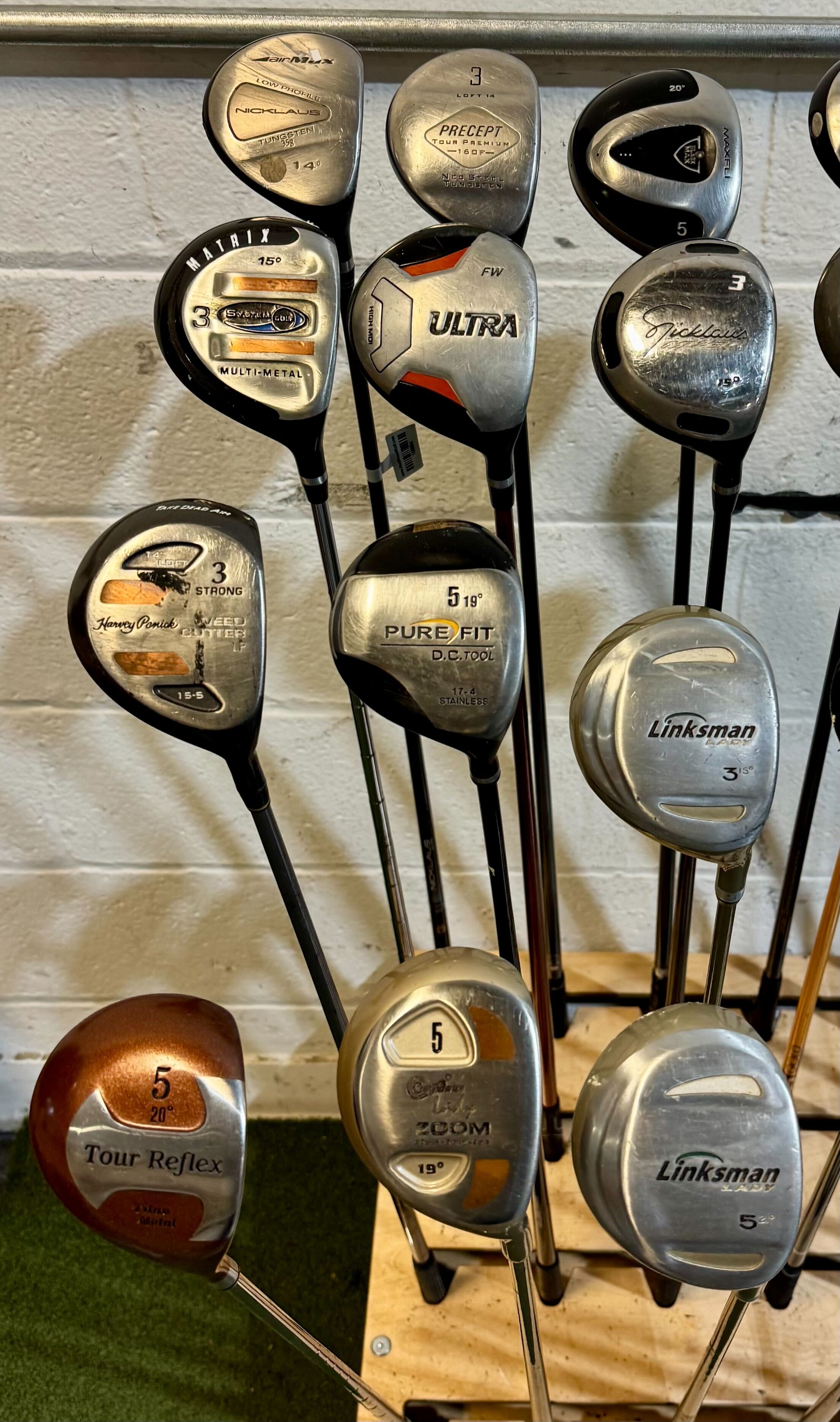 Wholesale Lot of 30 Golf Clubs - Assorted Fairway Woods - RH/LH - Mixed Flexes