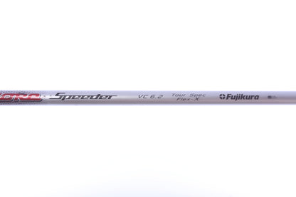 Used Titleist 915 D2 Driver - 9.5 Degrees - Extra Stiff Flex Fujikura Motore - Right-Handed