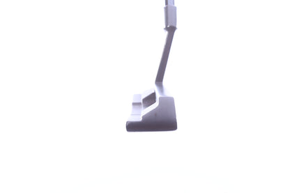 Used Cleveland 2009 Classic 4.5 Putter - Right-Handed - 34 in - Blade-Next Round
