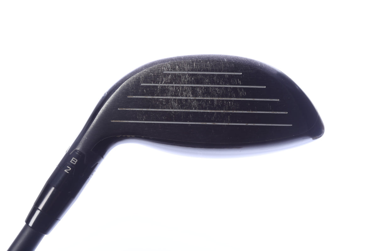 Used Titleist GT2 7-Wood - Right-Handed - 21 Degrees - Stiff Flex