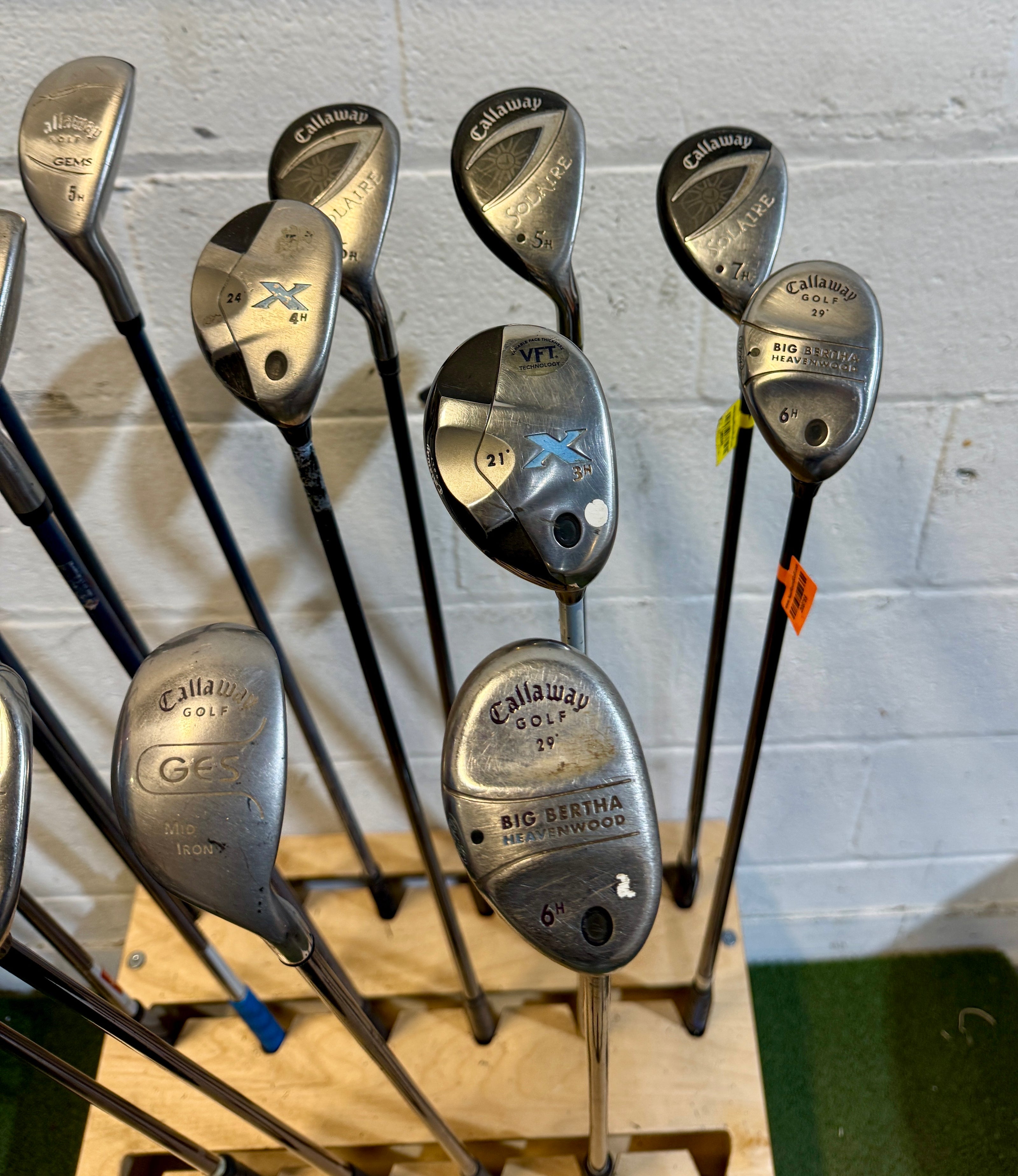 Wholesale Lot of 40 Golf Clubs - Callaway Hybrids-Next Round
